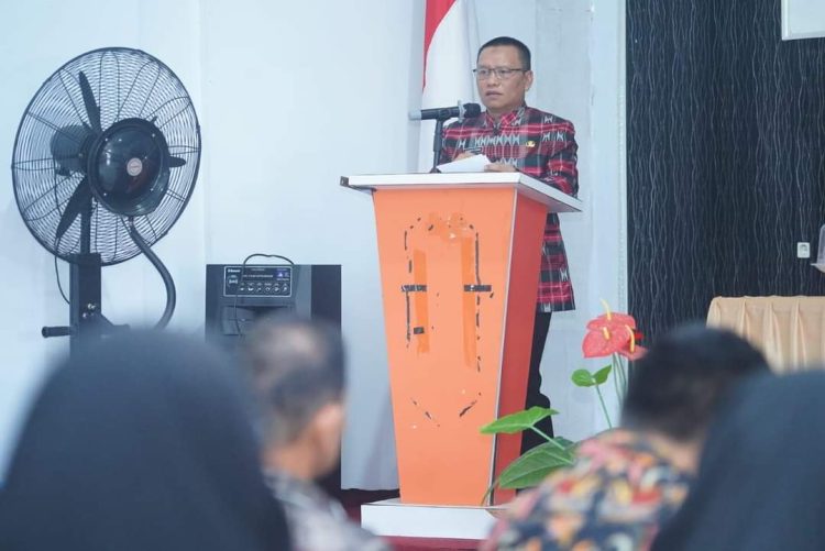 Sosialisasi Penerapan Mutu Ikan, Pj Bupati Tekankan Pentingnya Pengembangan Teknologi dan Inovasi Dalam Proses Pengolahan Ikan