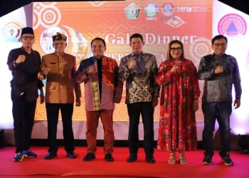 Peringati Hari Kesaktian Pancasila 2023, Ketua DPRD Sultra Bacakan Ikrar dalam Upacara