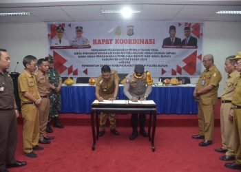 Pemkab Buton Tandatangani NPHD Pengamanan Pemilu Bupati dan Wabup Buton Tahun 2024