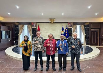 Pj Bupati Buteng Sampaikan Evaluasi Triwulan III di Kemendagri