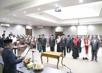 Rektor UHO Lantik Pejabat Non Struktural: Jalankan Amanah dengan Baik Sesuai Tugas Masing-masing
