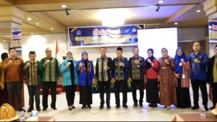 Disbunnak Kolut Peringati Hari Kakao Sedunia di Rangkaikan Penanaman Pohon Kakao Sebagai Simbol Kehidupan Masa Depan Industri Kakao