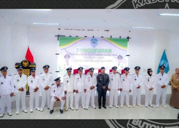 Pemkab Buton Tengah Kukuhkan Perpanjangan Masa Jabatan 13 Kepala Desa Periode 2025–2027