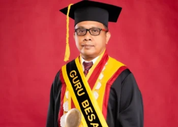 Prof. Armid Resmi Dilantik Sebagai Rektor UHO Periode 2025–2029