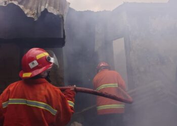 Satu Unit Rumah di Komplek BTN DPR Kendari Hangus Terbakar