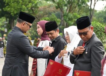 Prof. Khairul Munadi Diberi Waktu 6 Bulan Gelar Pilrek Universitas Halu Oleo