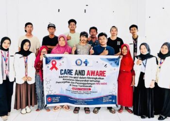 “Care and Aware”: Mahasiswa Profesi Apoteker UHO Edukasi Warga Desa Tombawatu tentang Pencegahan HIV