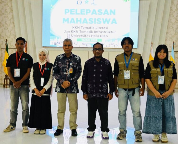 UHO Berangkatkan 805 Mahasiswa KKN Tematik ke Lima Kabupaten