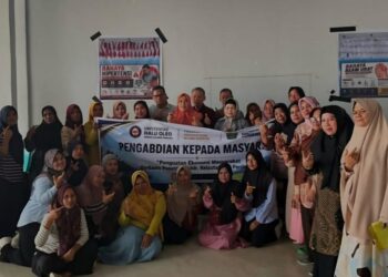 Pascasarjana UHO Dorong Nilai Tambah Ikan Teri melalui PKM di Toronipa